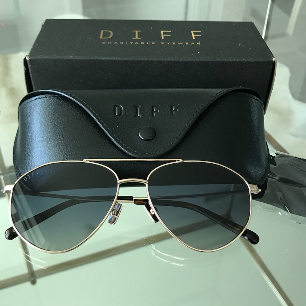 Diff Eyewear Aviators